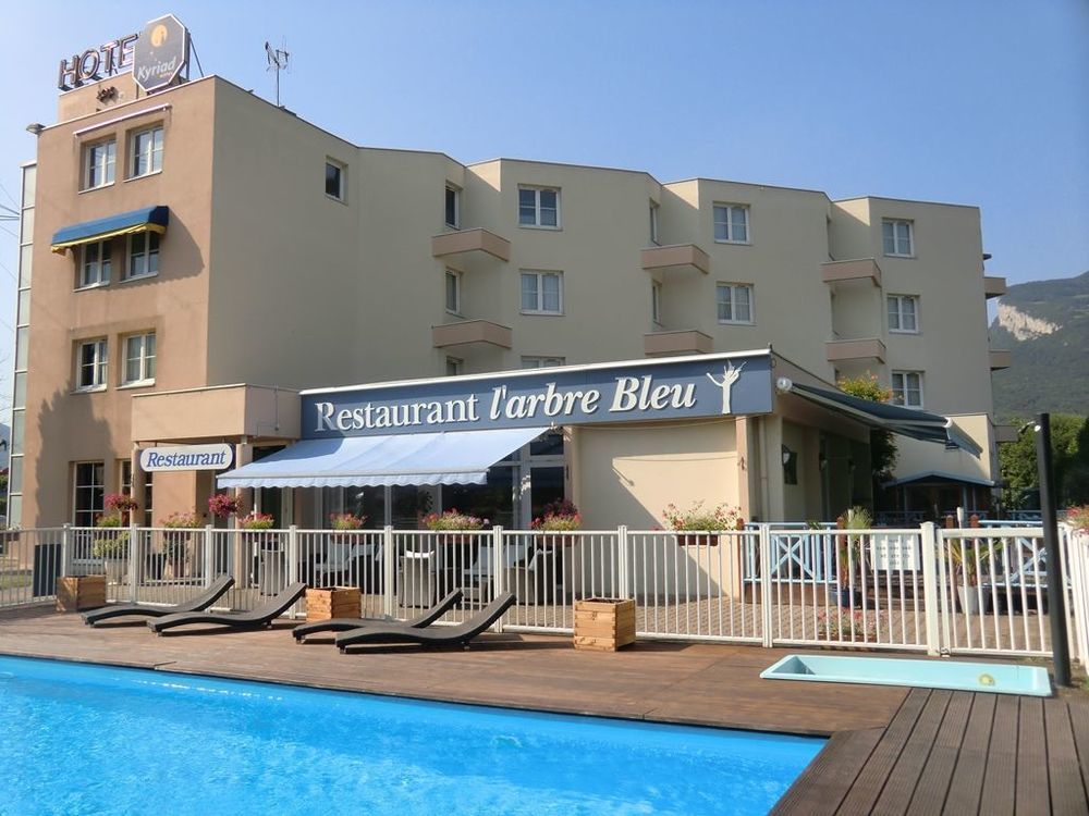 Hotel Le Neron - Logis Fontanil-Cornillon Удобства фото